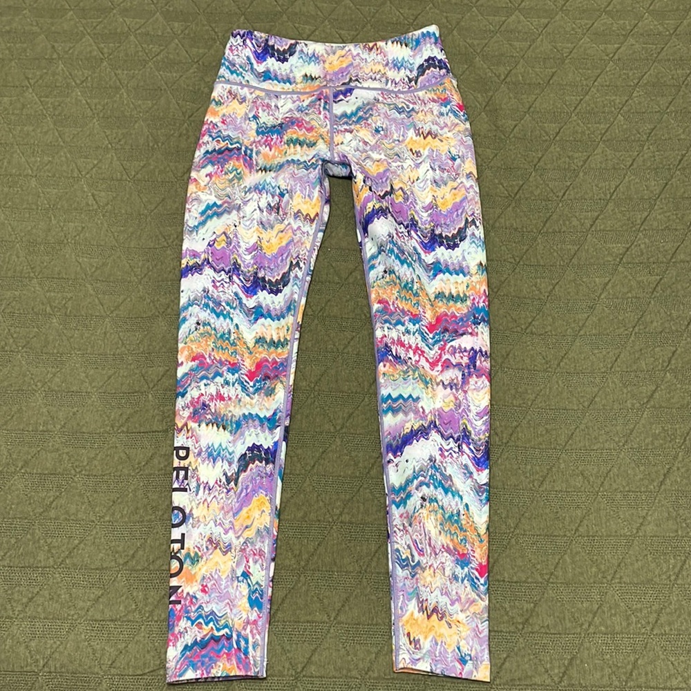 NWT PELOTON River Rock High Waist Leggings M